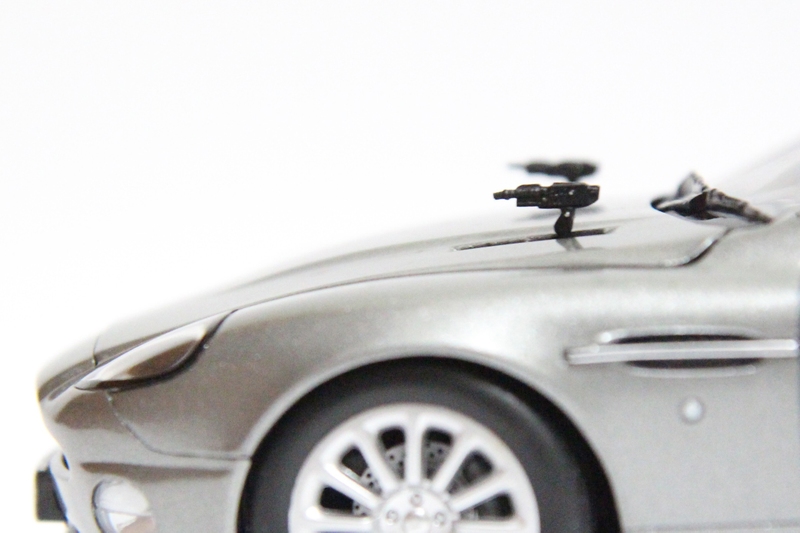 Illustration for article titled Beanstalk Aston Martin V12 Vanquish: Review